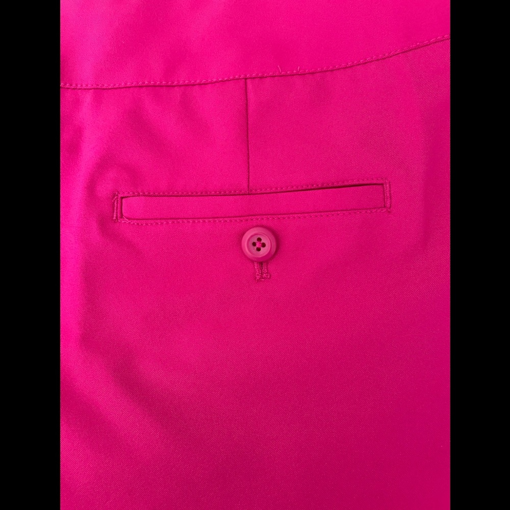 NWT Greg Norman Collection Women’s Essentials “Play Dry” Golf Skorts - Picture 4 of 7